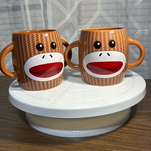 Gallerie: Double Handle Monkey Mugs Set of two No chips or cracks